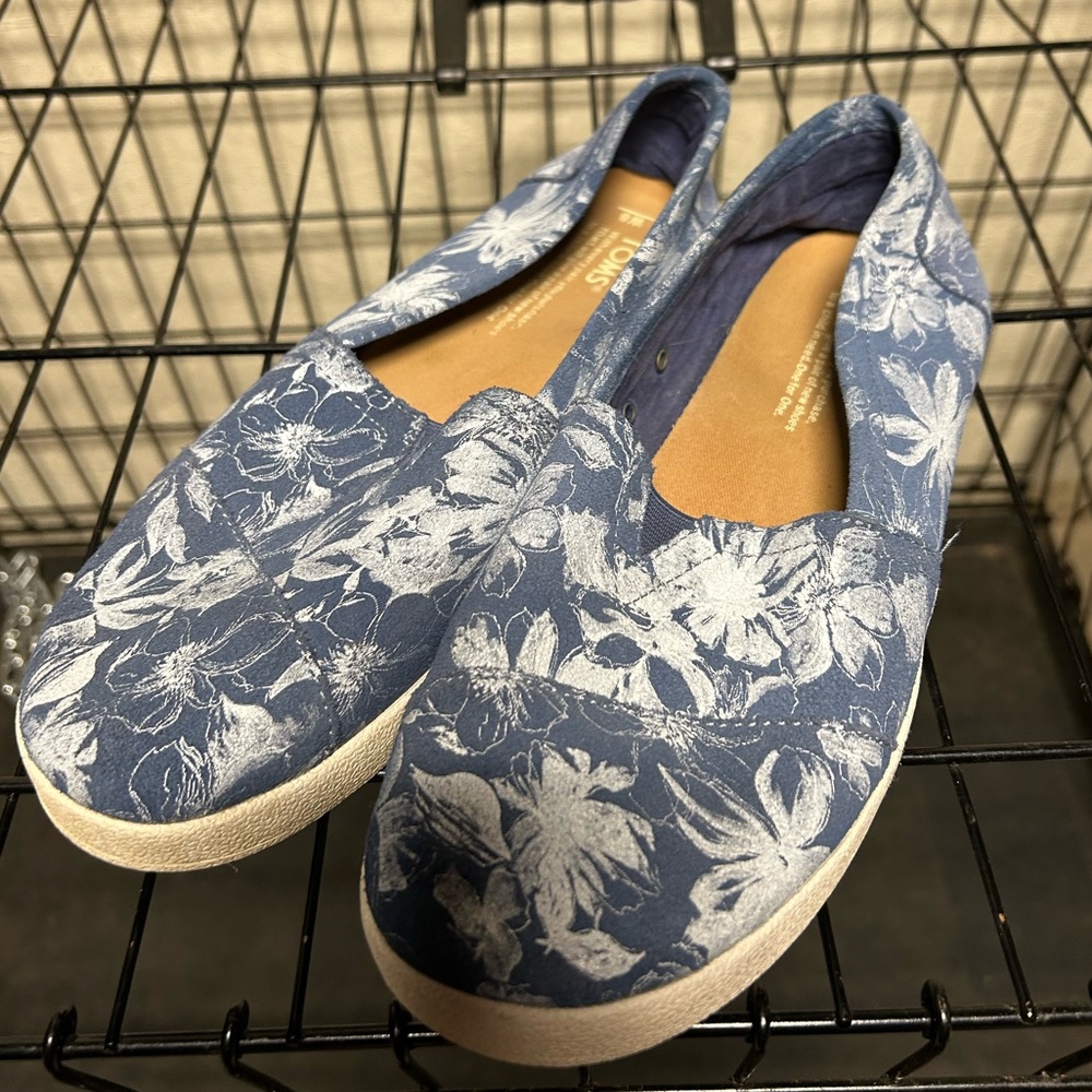 Tom’s Women’s Slip On Shoes